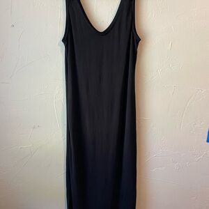 Elegant Black Sleeveless Dress‎